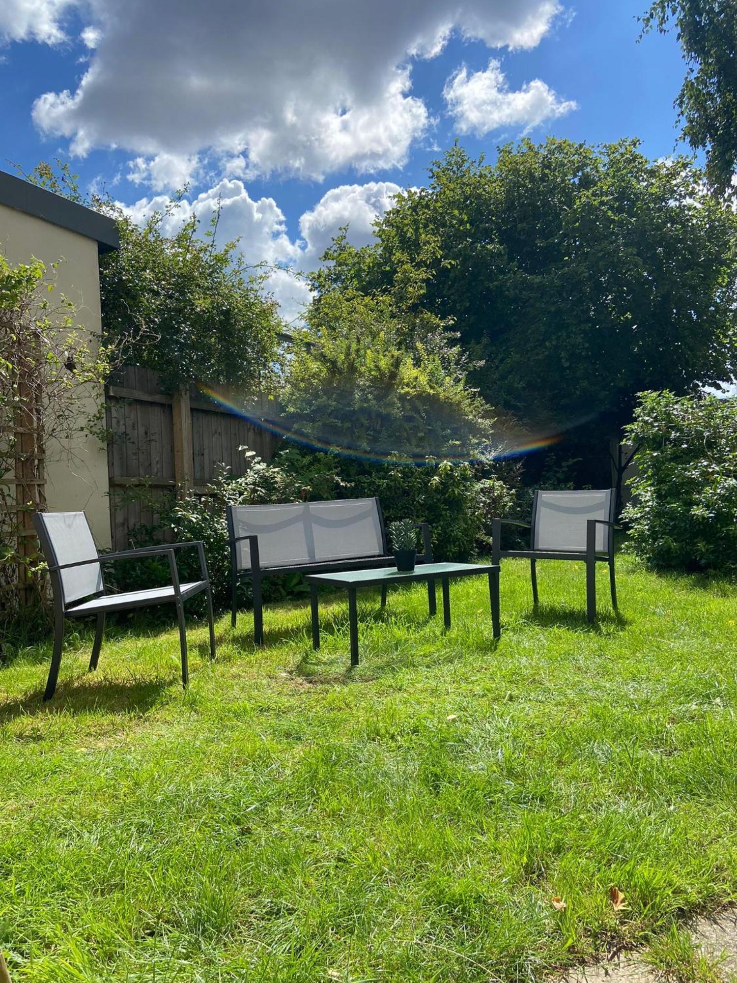 Comfortable And Cozy 4-Bedroom House Near The Hospital CBG Esterno foto